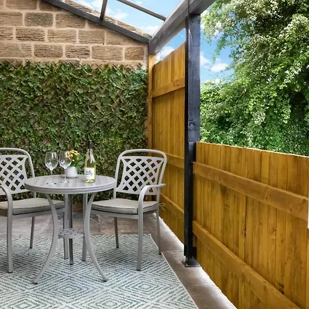 Kro Shoulder Of Mutton *